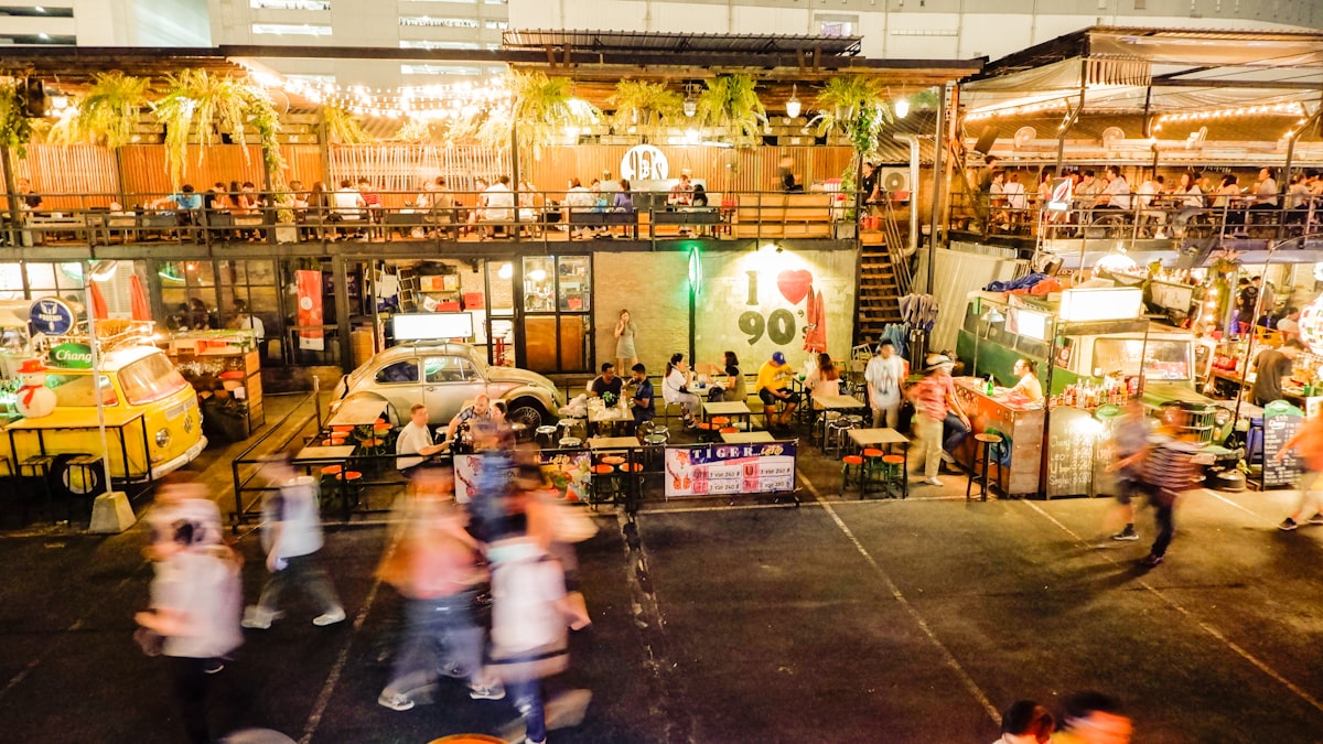 Rod Fai night market in Bangkok