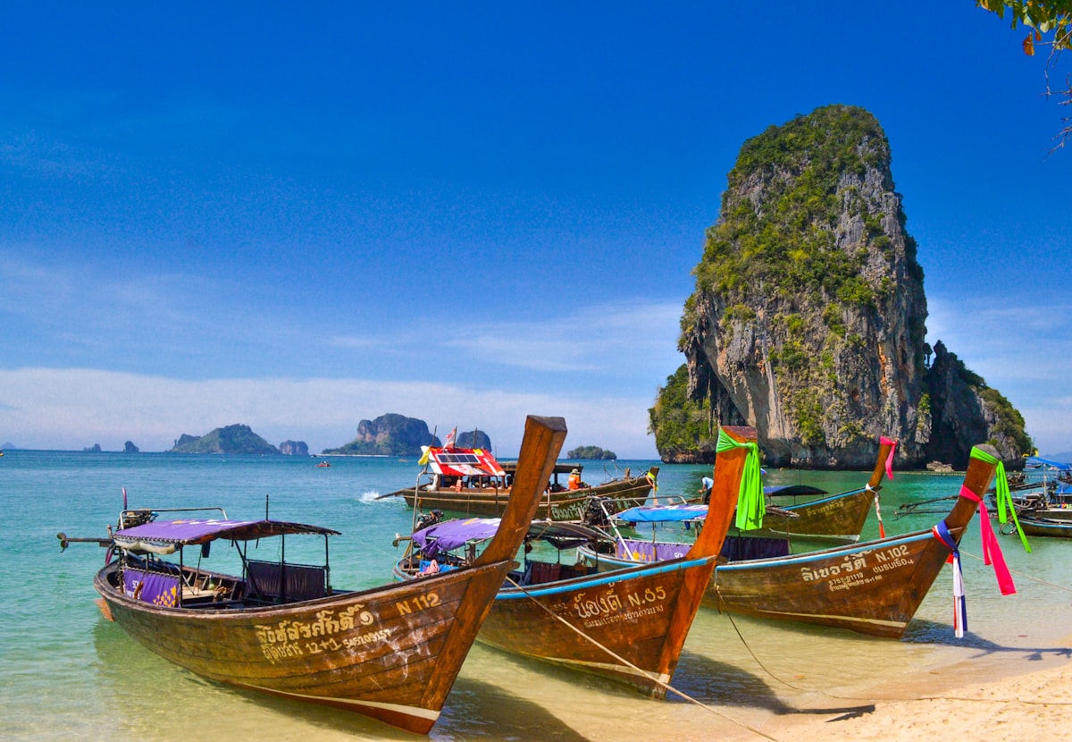 Boats and water life in Thailand